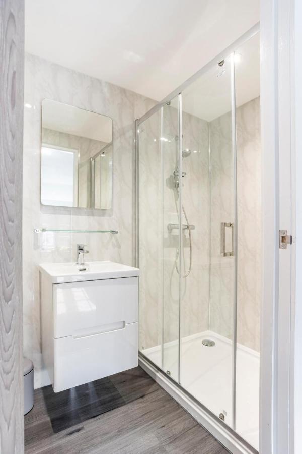 The Secret, Stylish & Spacious En Suite In Blandford Forum, Dorset Exterior foto